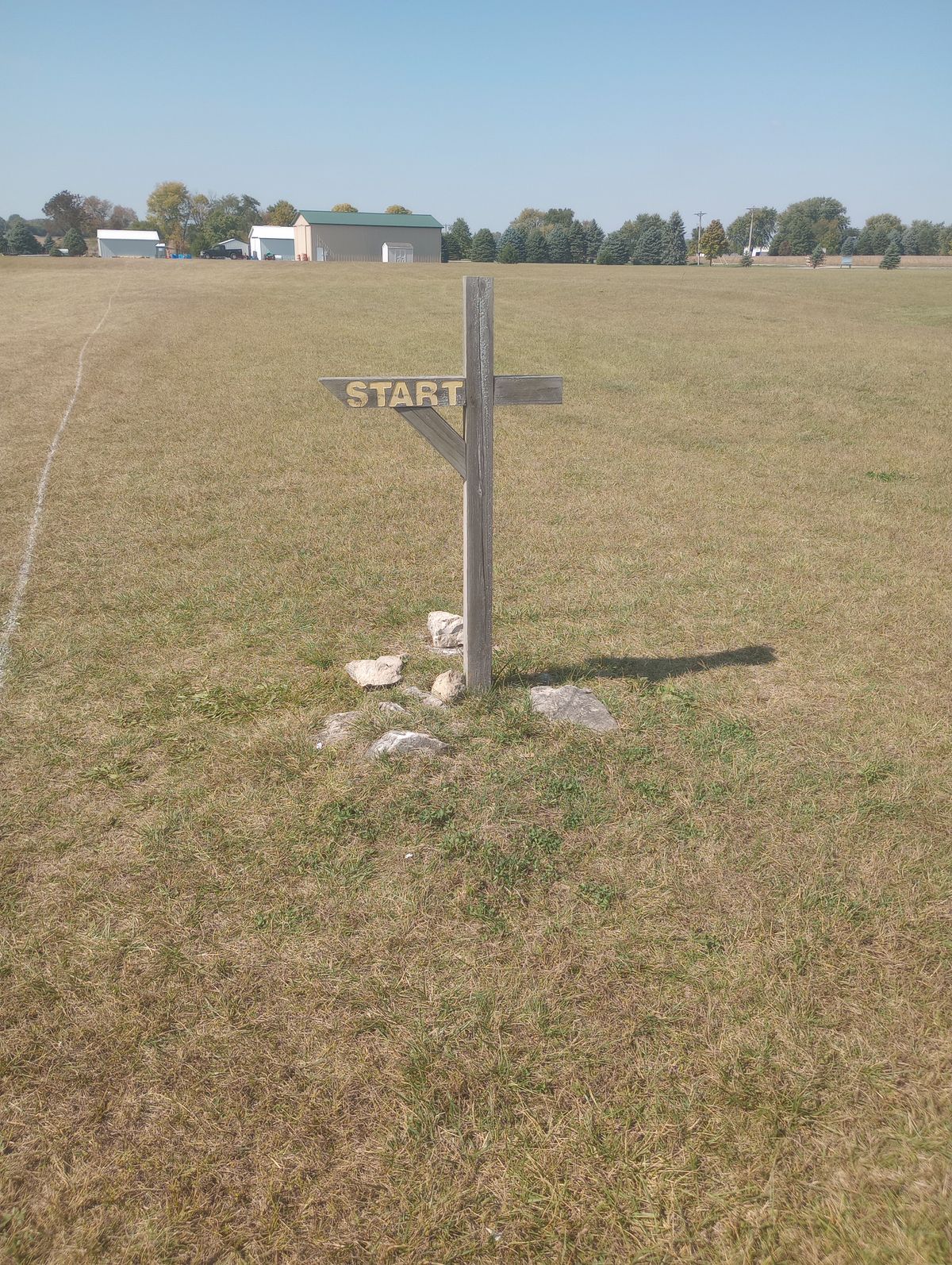 Sign for hole 1