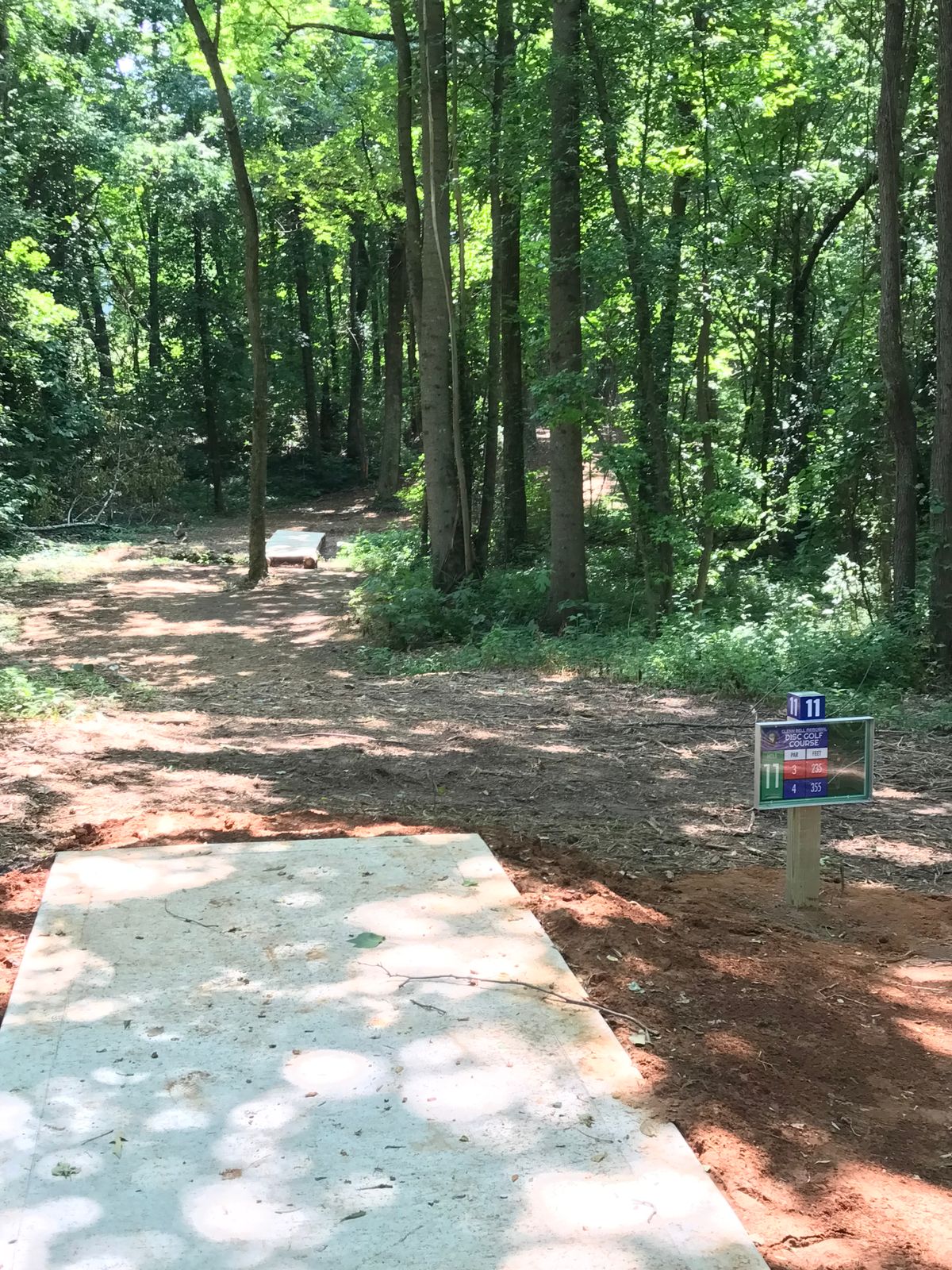 Tee 11