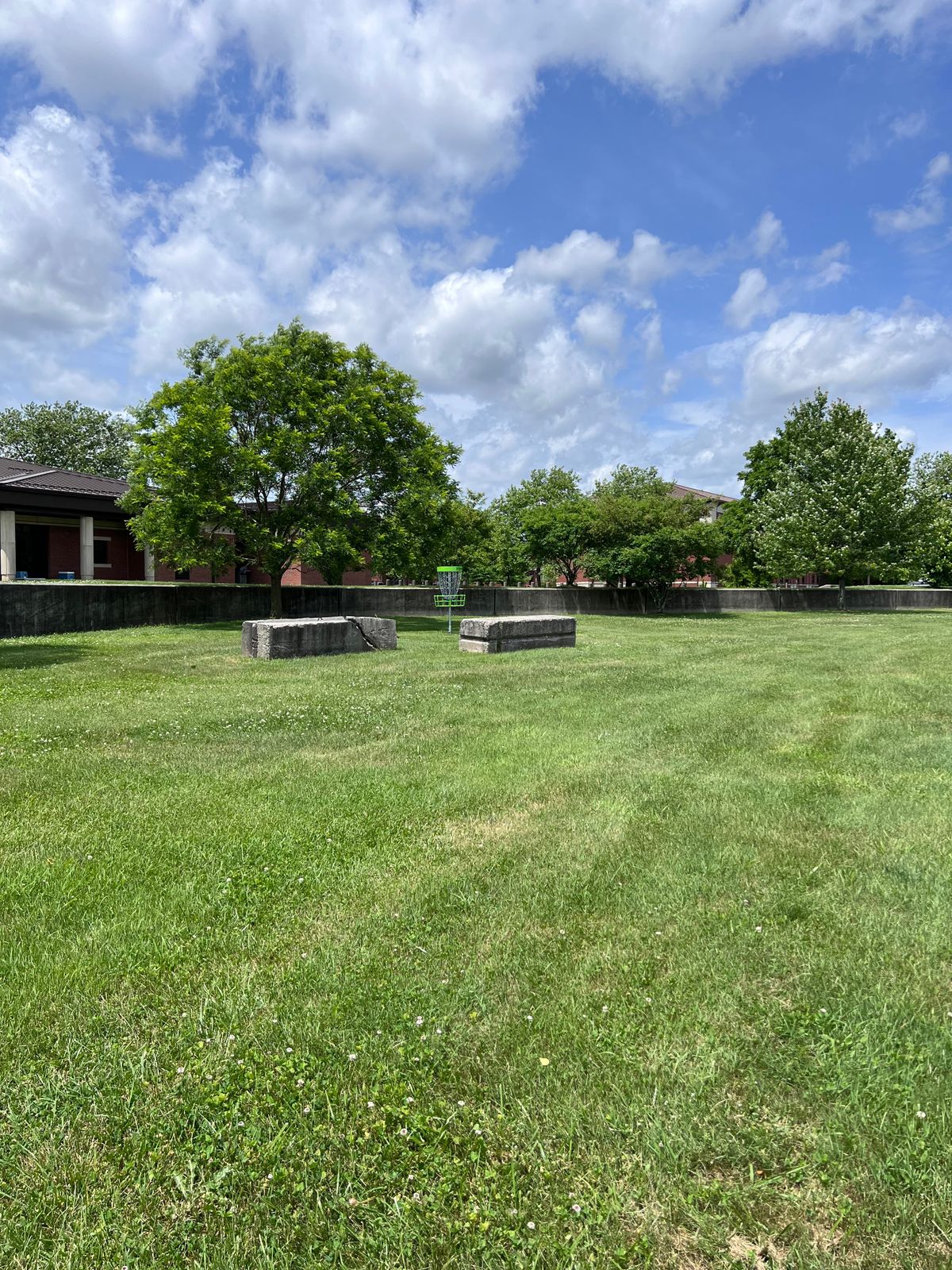 Hole 2 basket