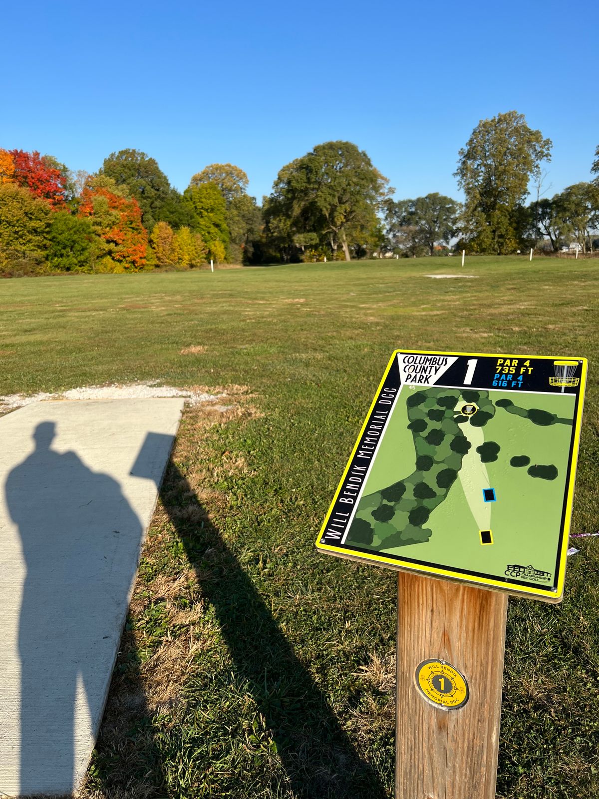Tee pad - Hole 1 (long)