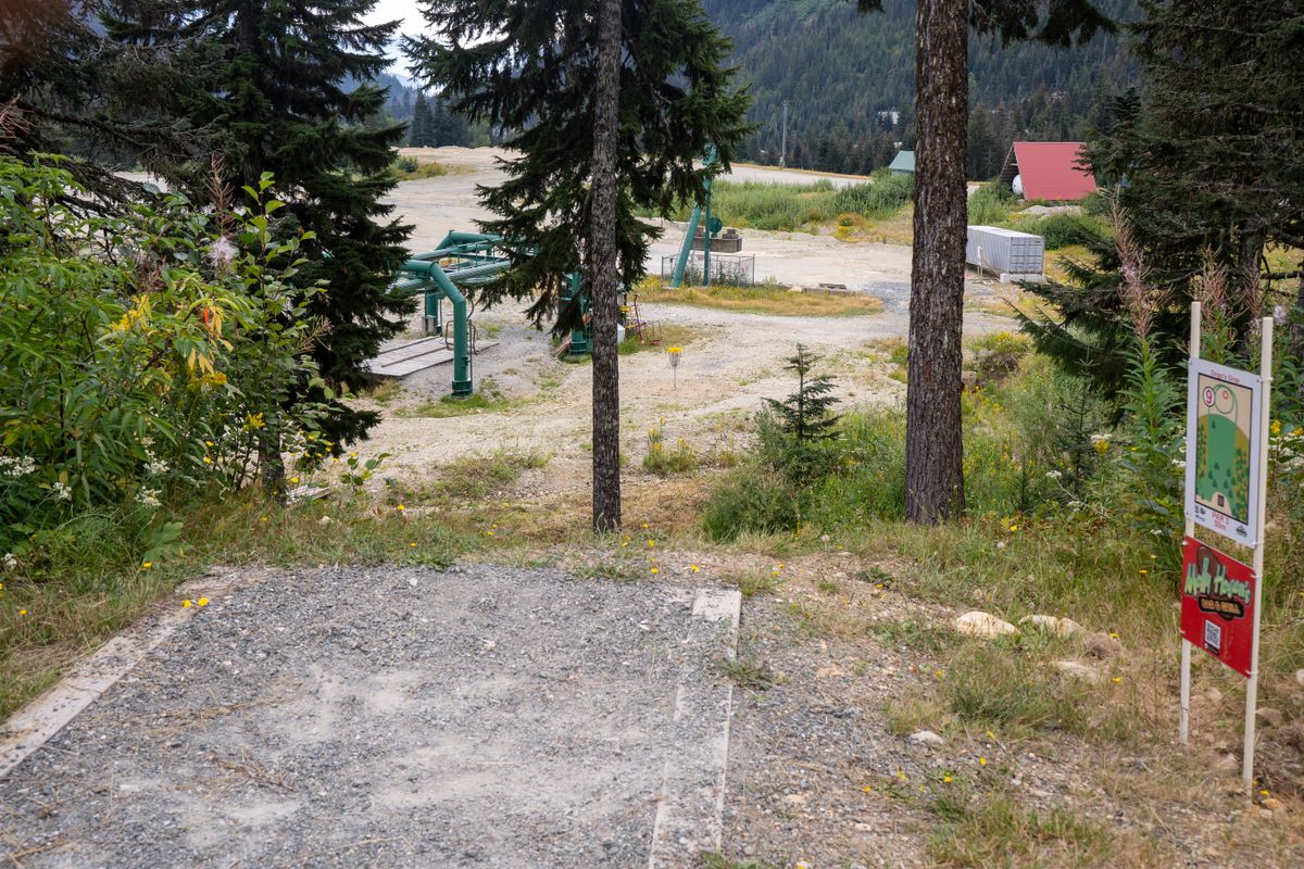 Hole 9