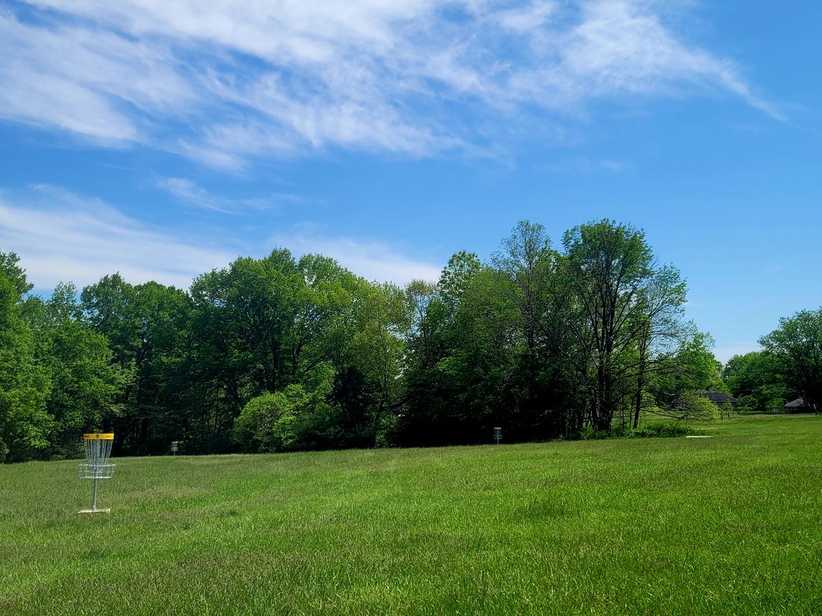 Hole 9 - Basket back toward tee
185 feet