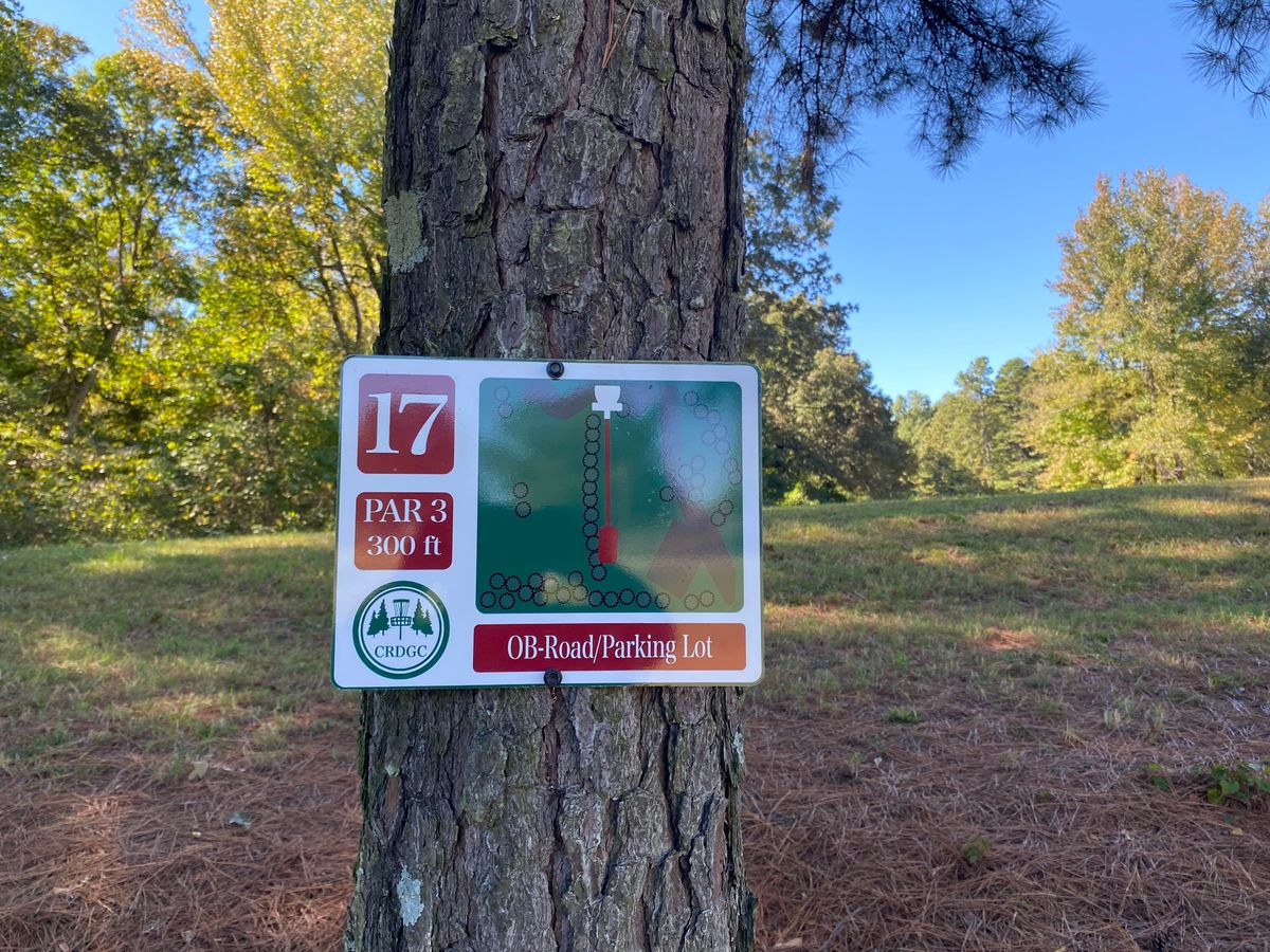 Hole 17 sign (red)