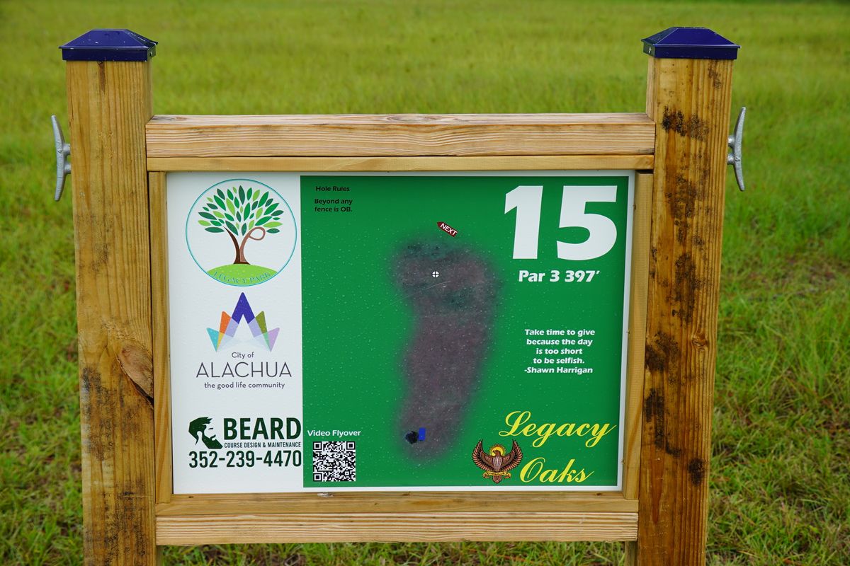 Hole 15’s tee sign