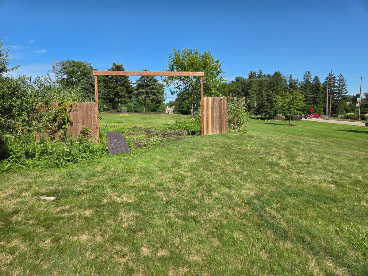 Drop zone either side at blocks in ground