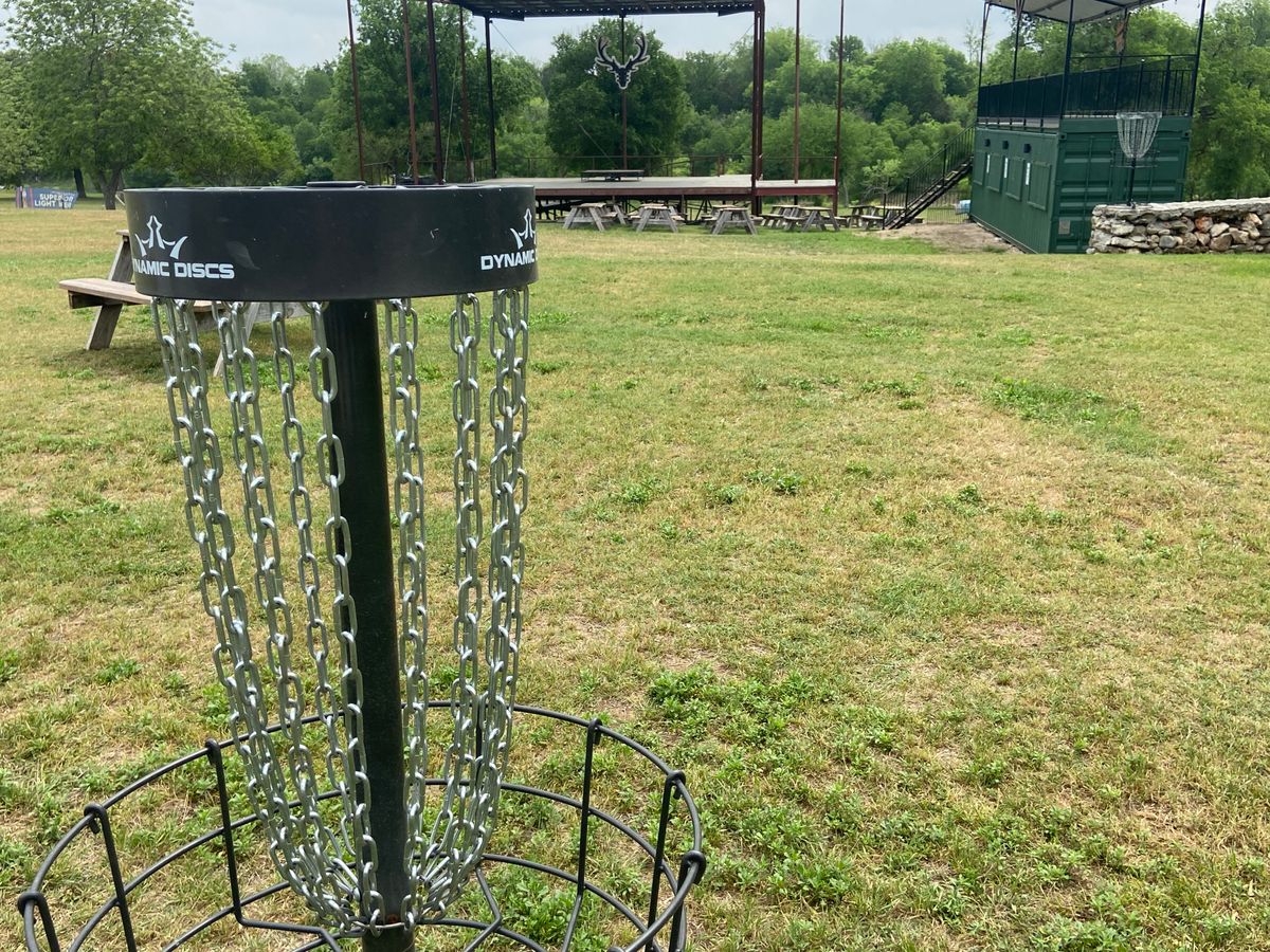 Putting league