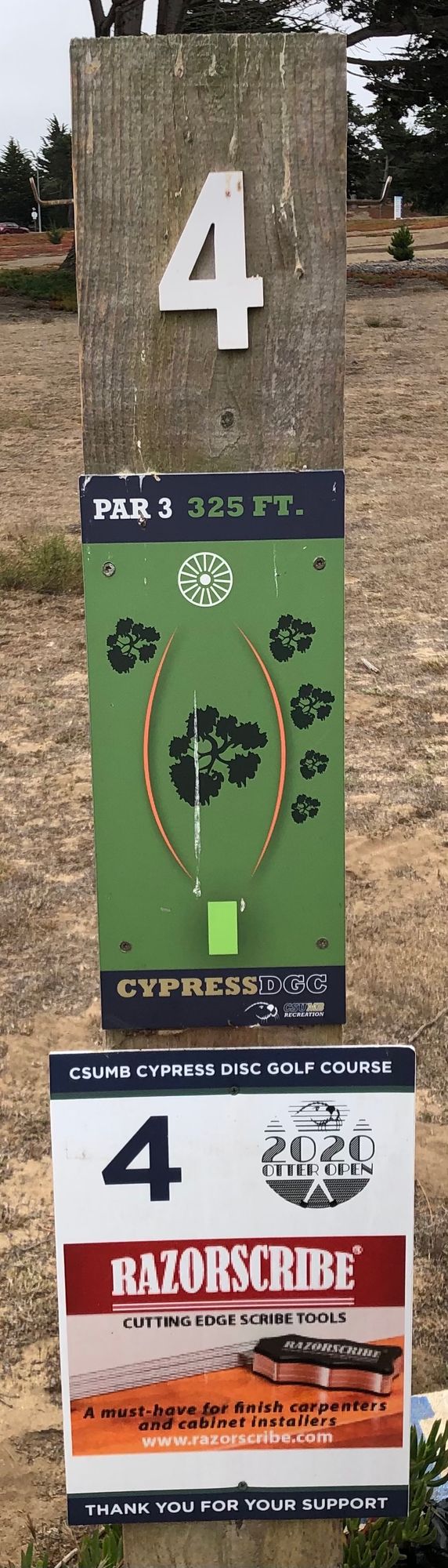 Hole 4's tee sign.