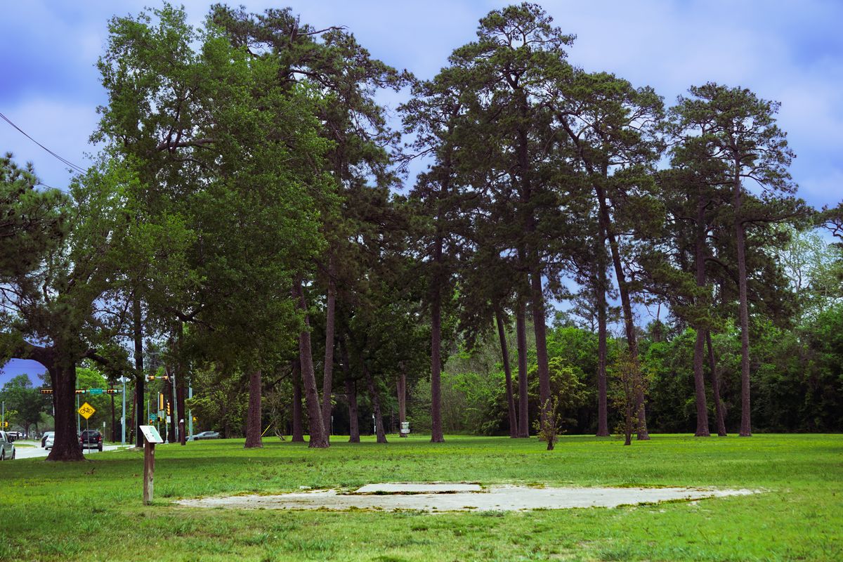Hole 8