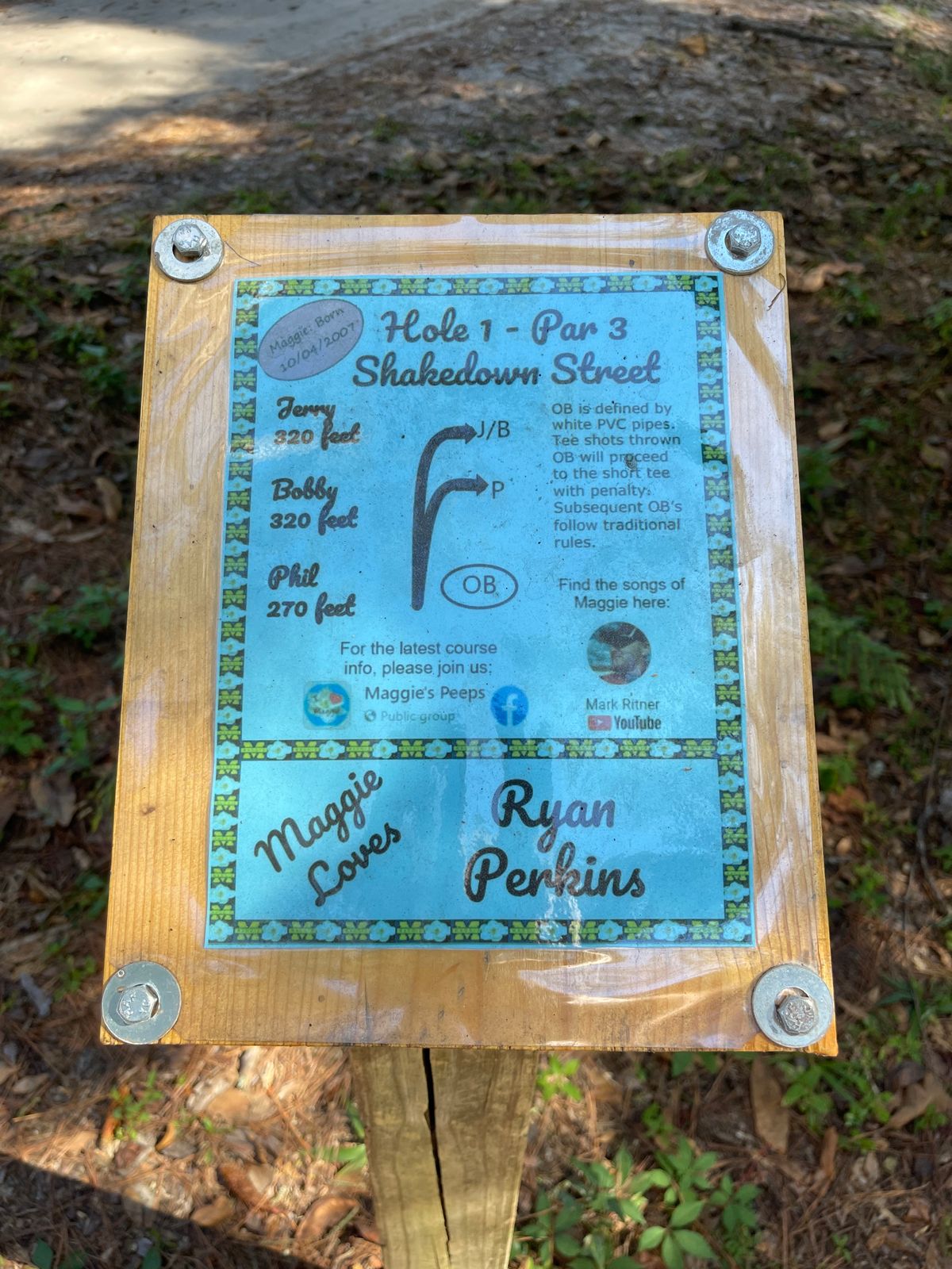 Blue tee signs