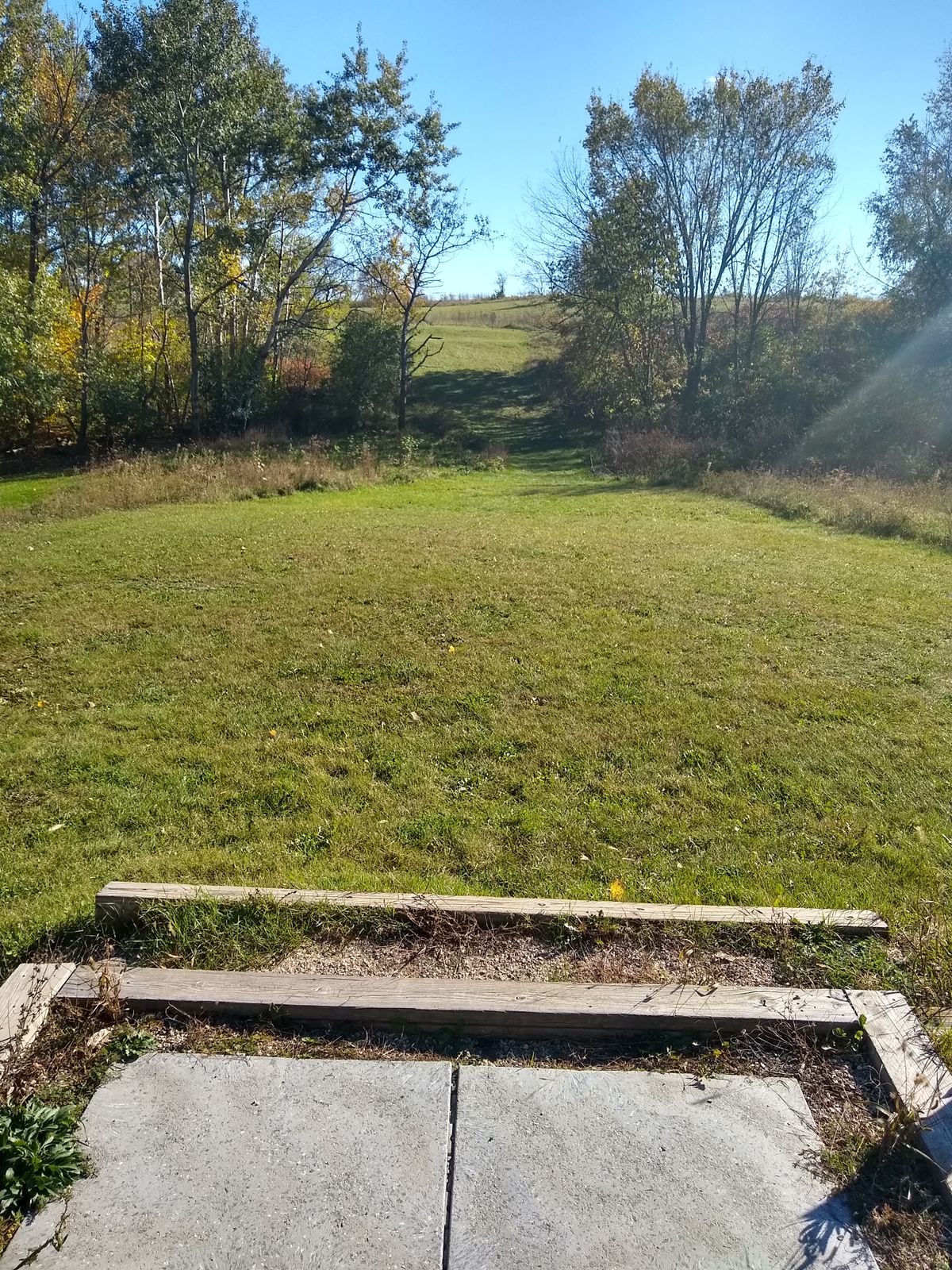 Hole 14 Short Teepad