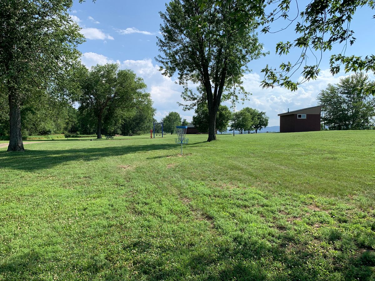 Hole 2 approach