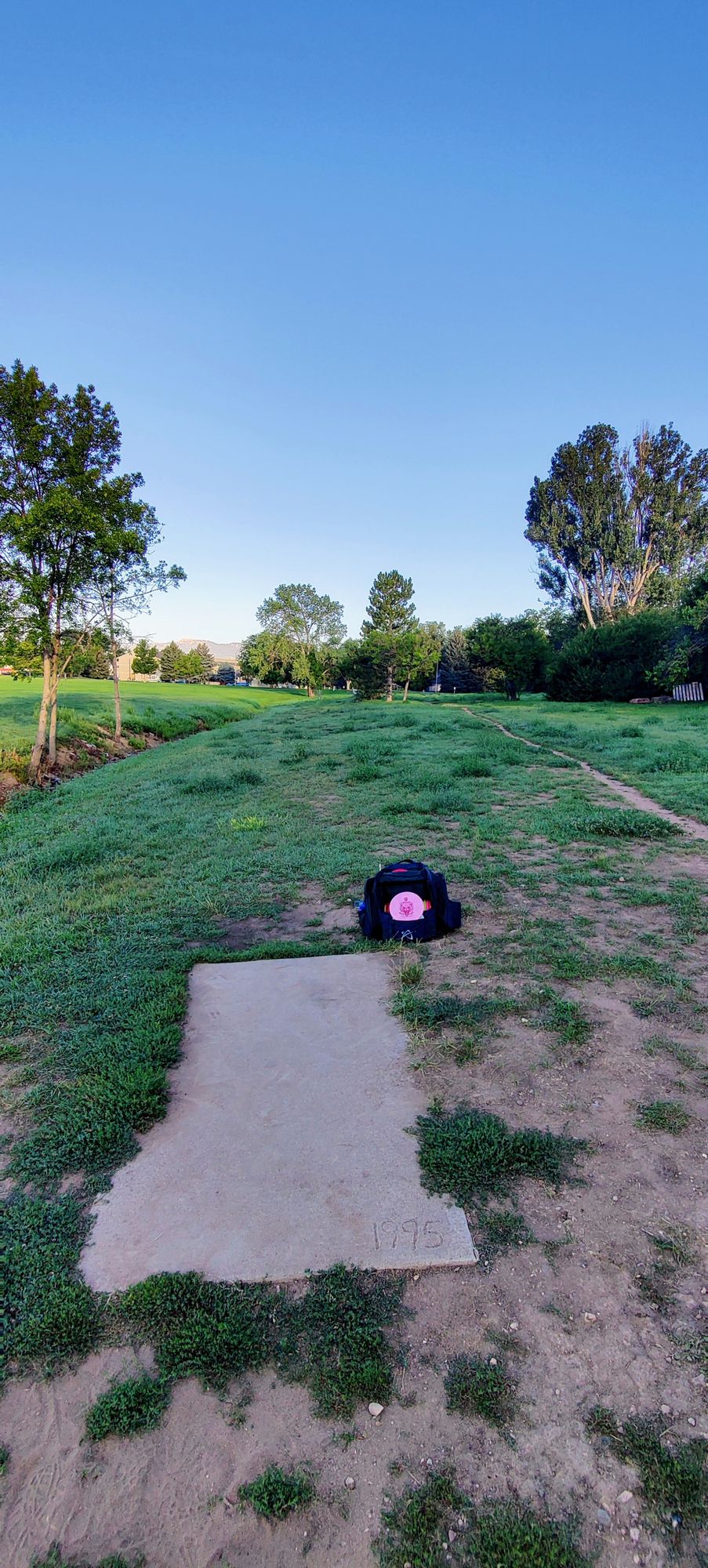 Perfect morning on hole 8