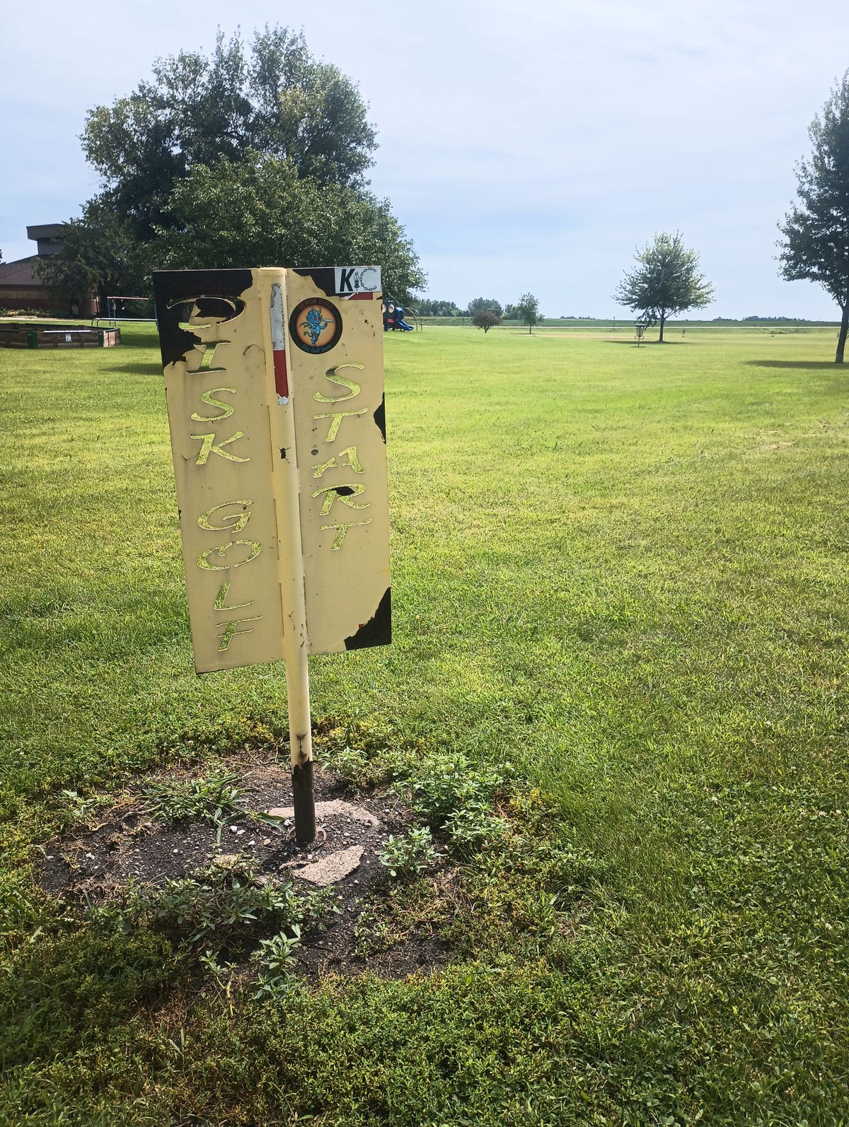 This sign marks the start of the course