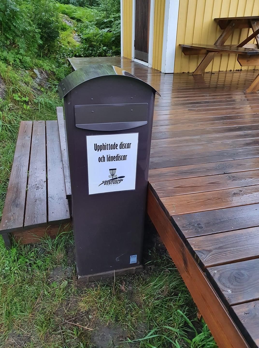 Hittelådan.
