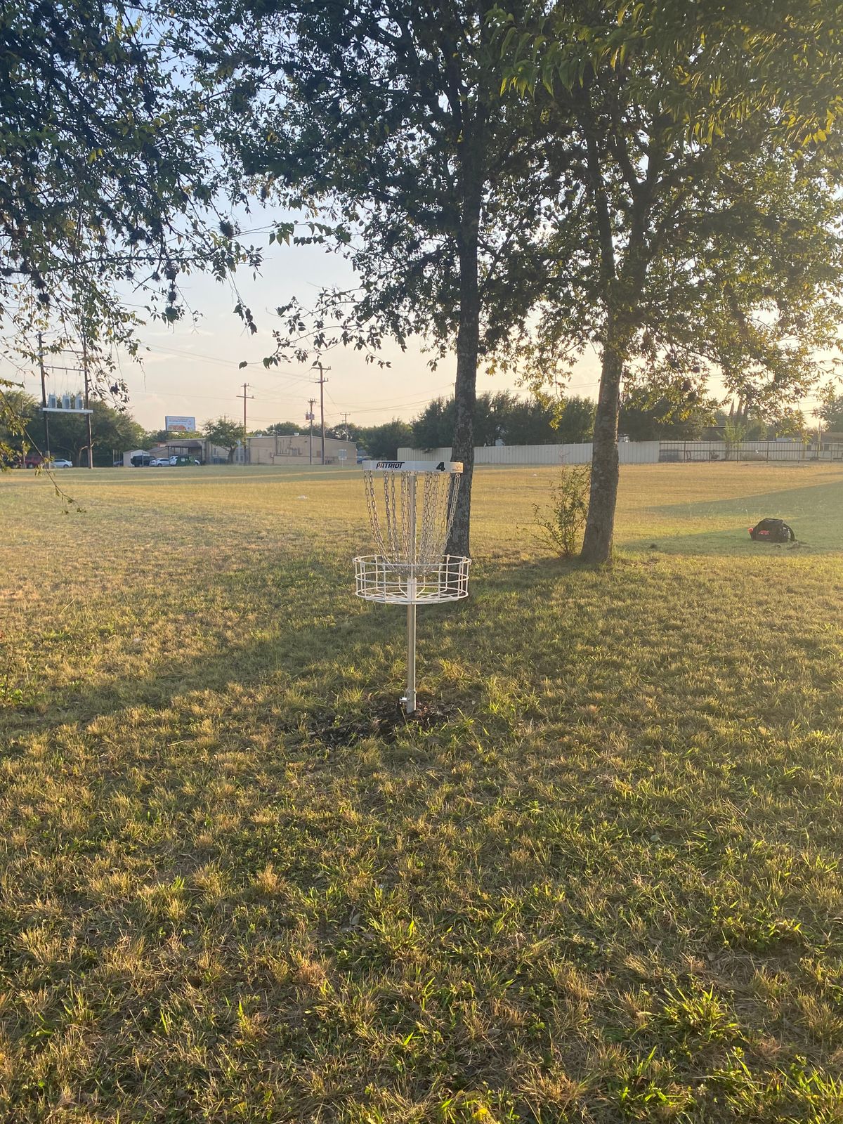 Hole 4 basket.