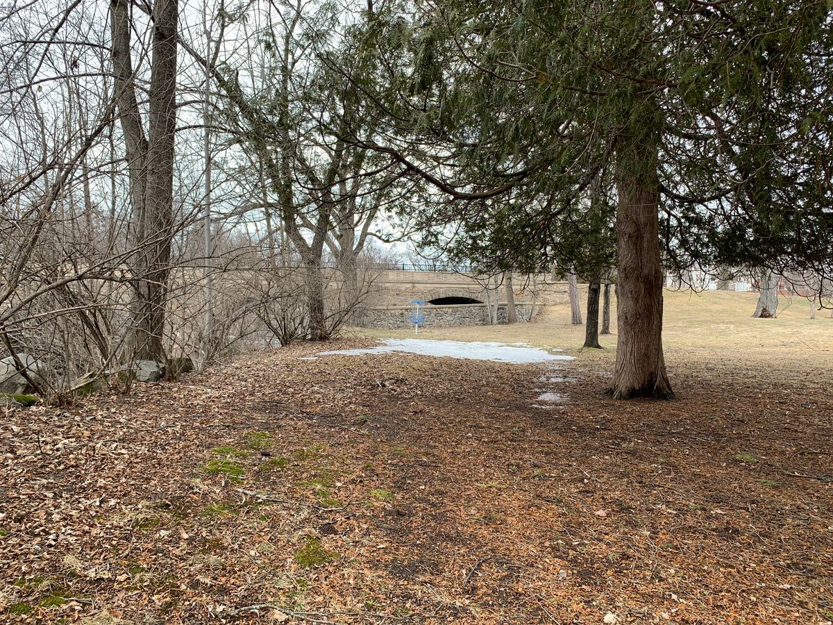 Straight, low-ceiling route on hole 3.