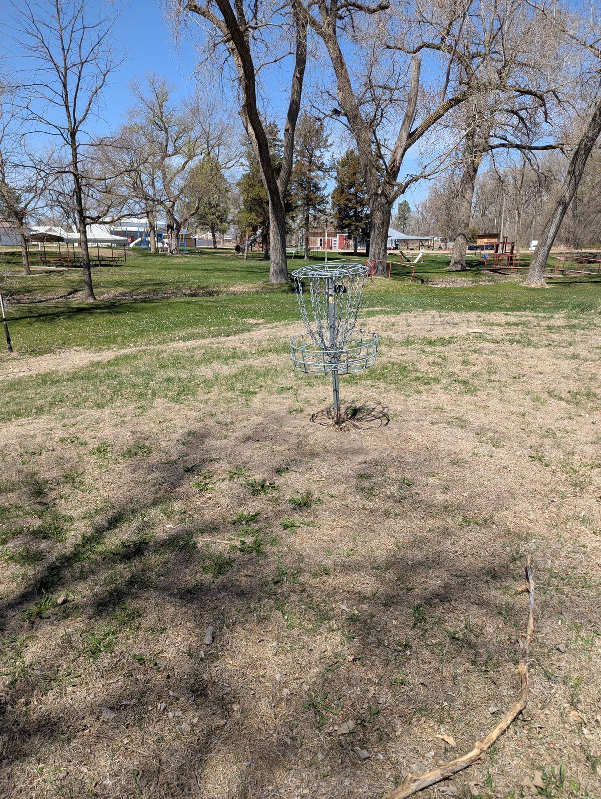 Hole 3 basket