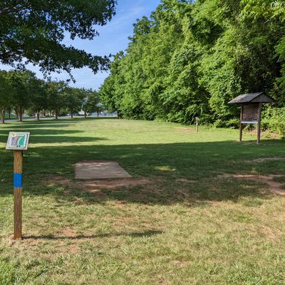 Hole 1 - Longs