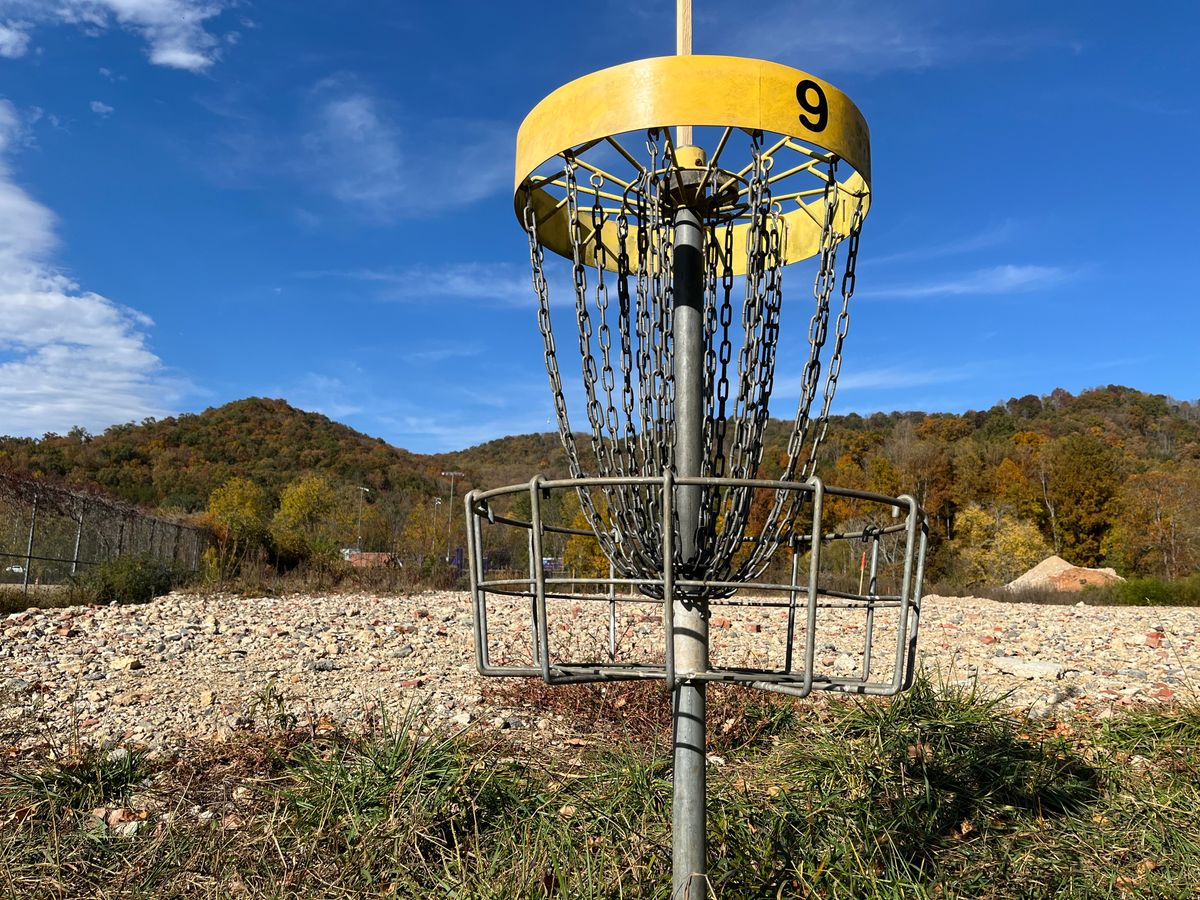 Beautiful ninth hole with Fall Colors