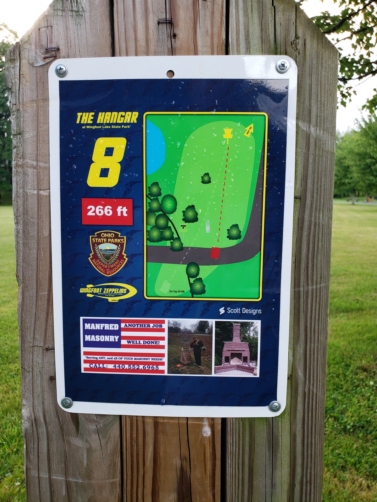 Hole 8 short sign