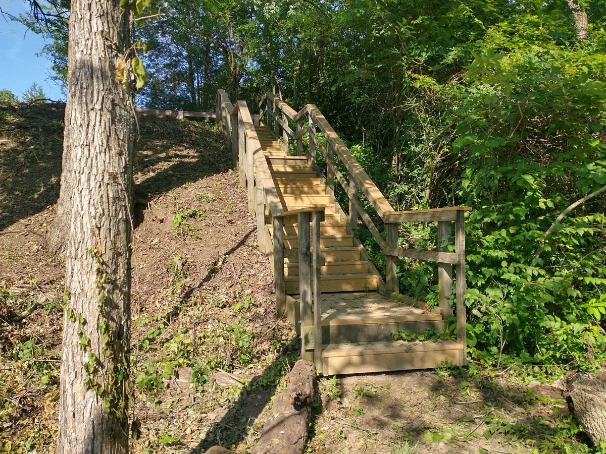 Stairs to hole 16 