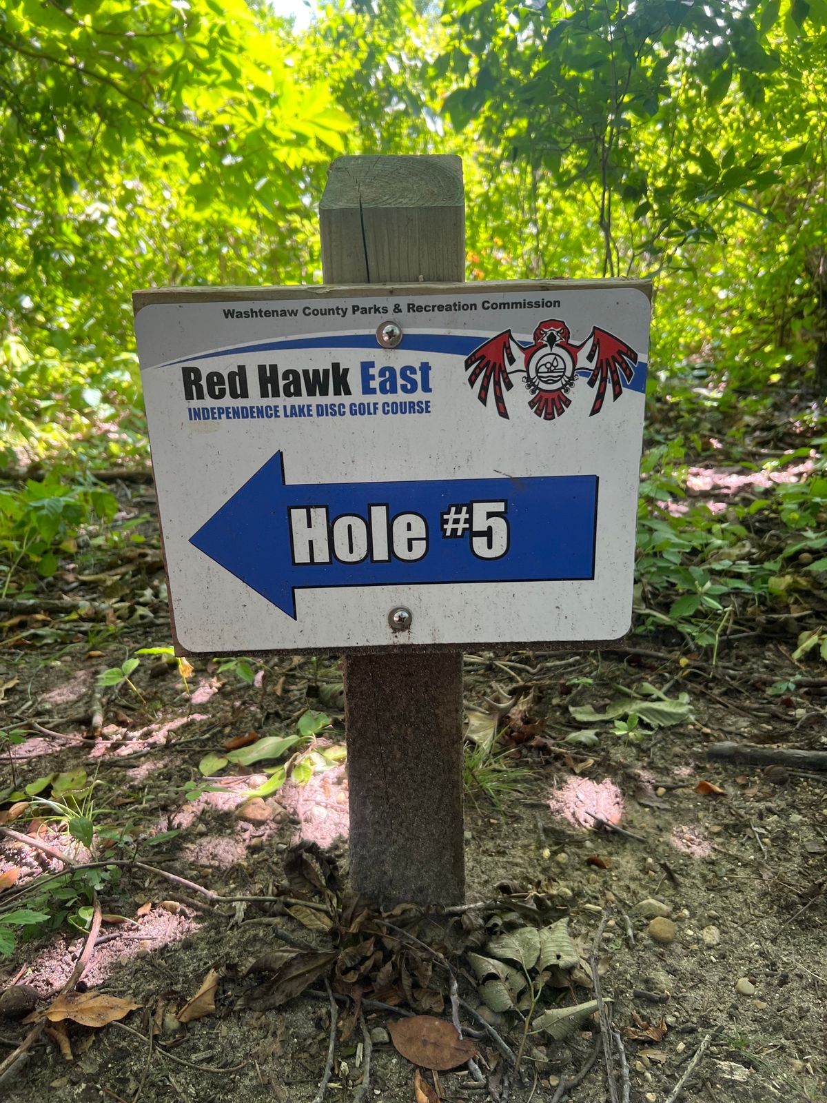 Nice signage placed at most holes showing the location of the next hole.