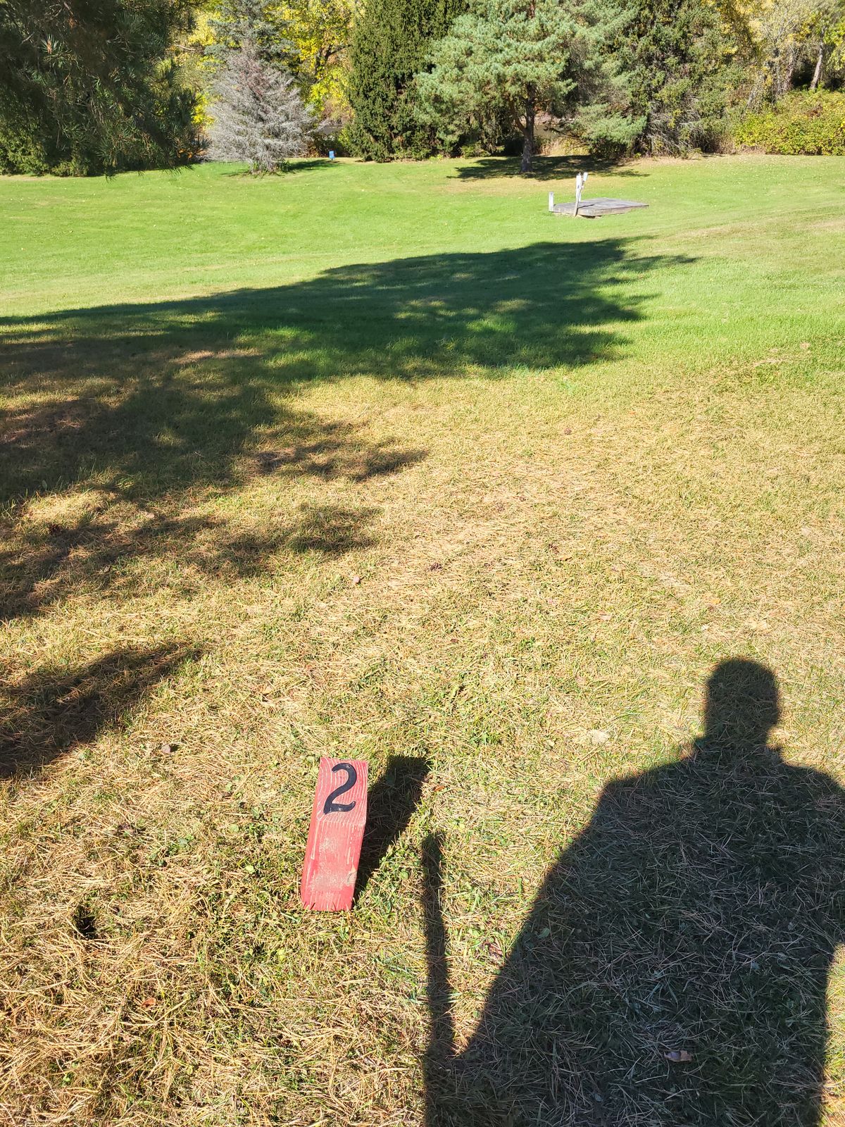 Hole 2 tee