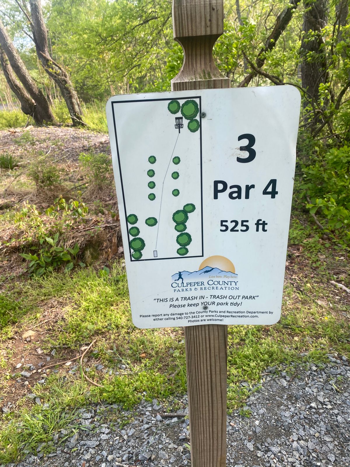 Hole 3 tee sign