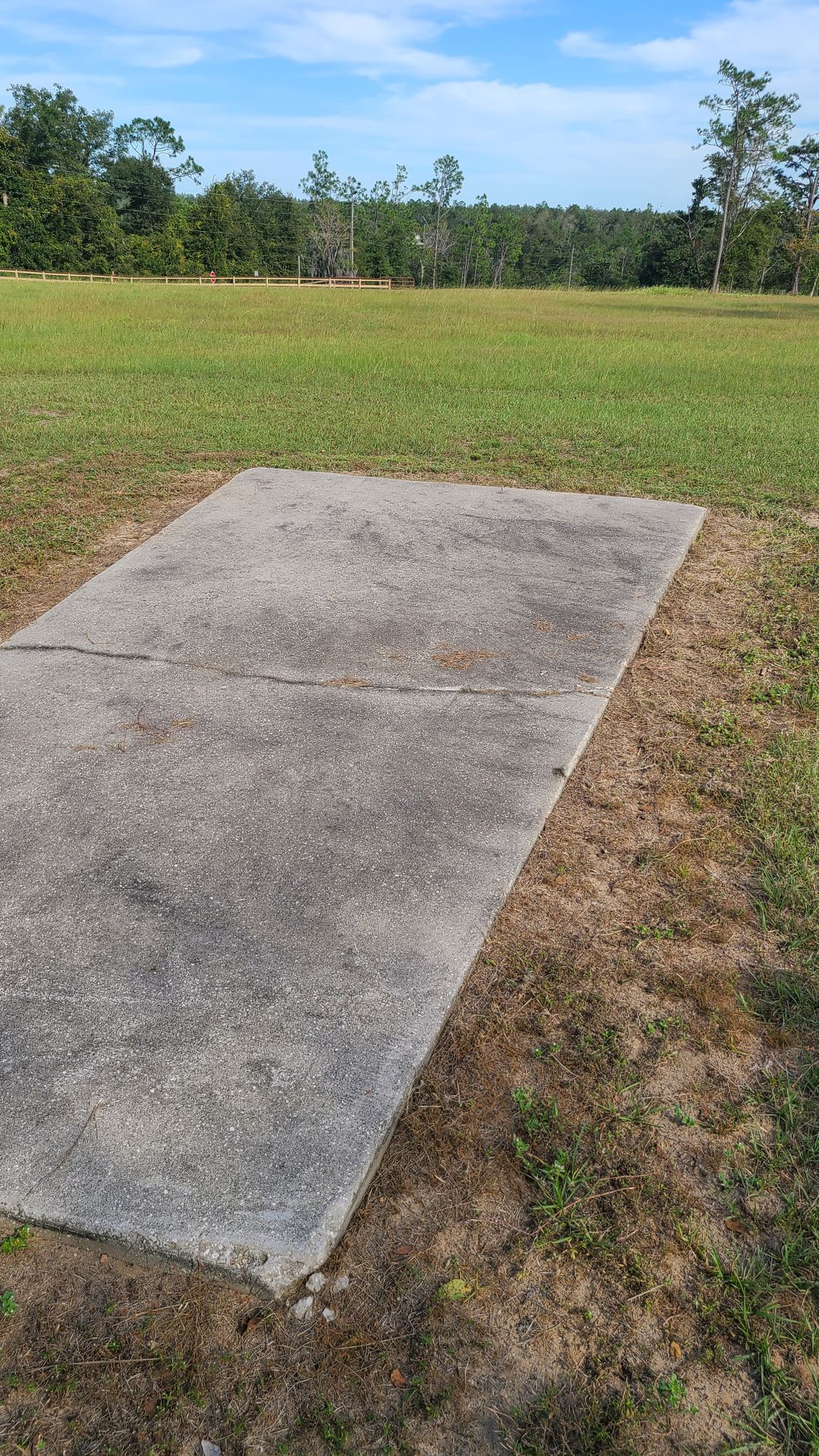 Hole 3 teepad