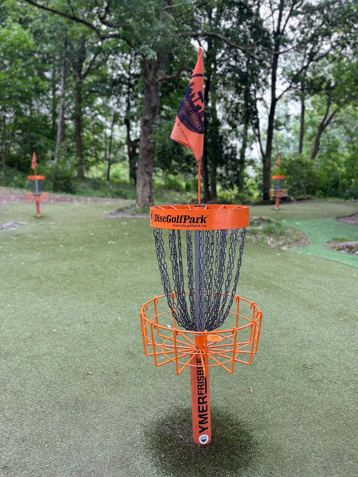 Putting area with new catching tray from Disc Golf Park