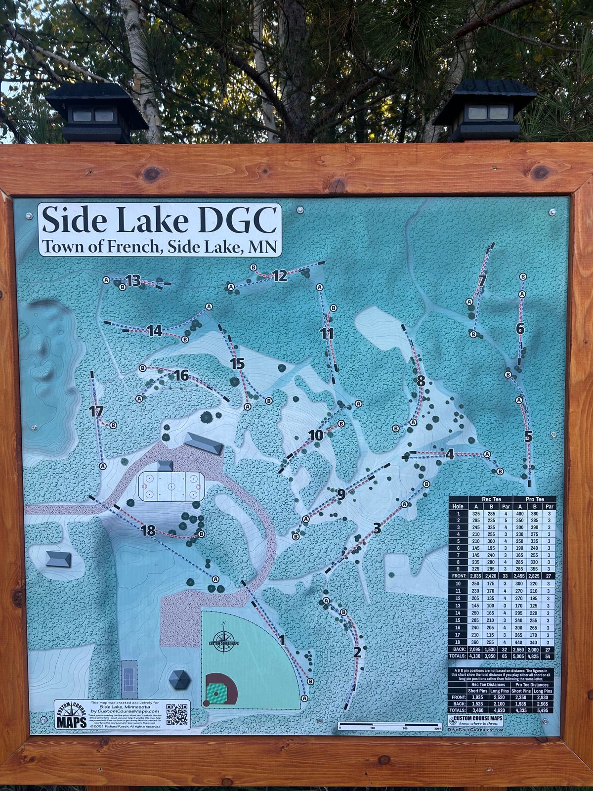 Course map by 1s tee