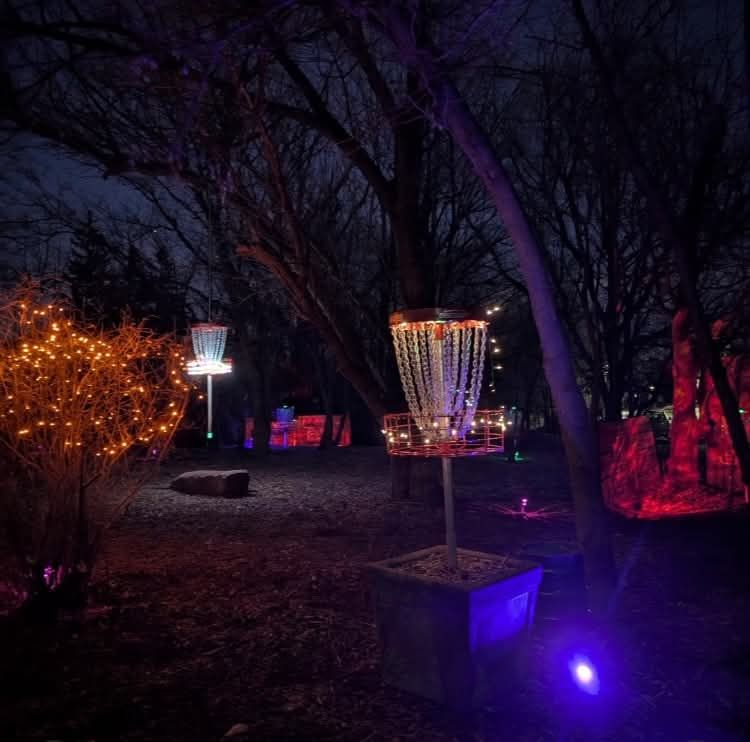 Glow Putting