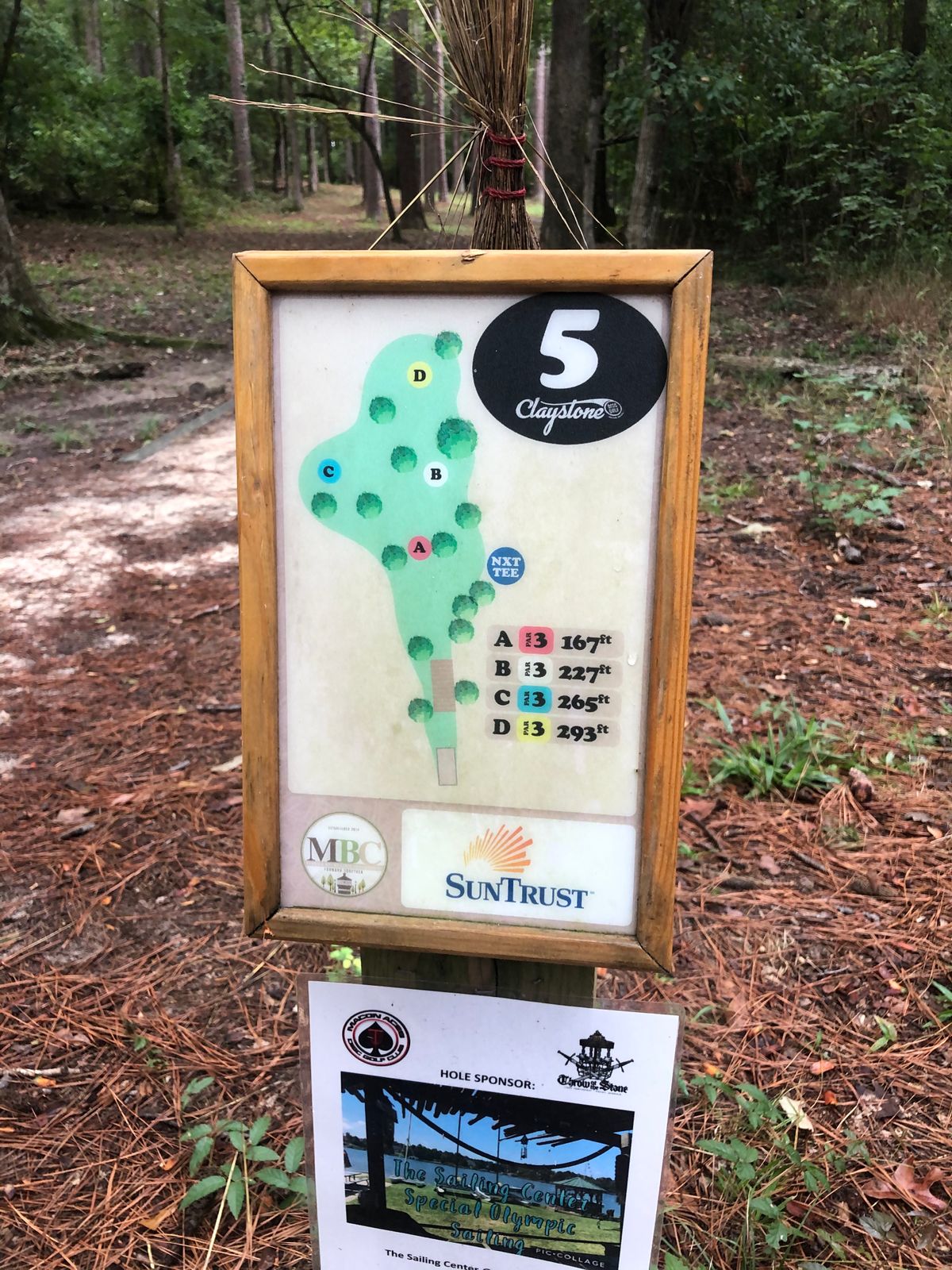 Hole 5 signage