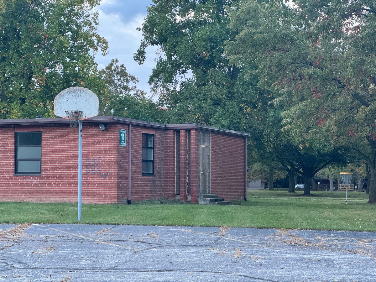Basketball Hoop for some after-round hoops.