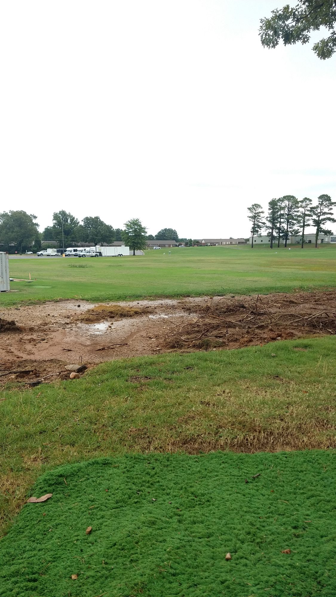 Hole 4 tee + new construction zone.