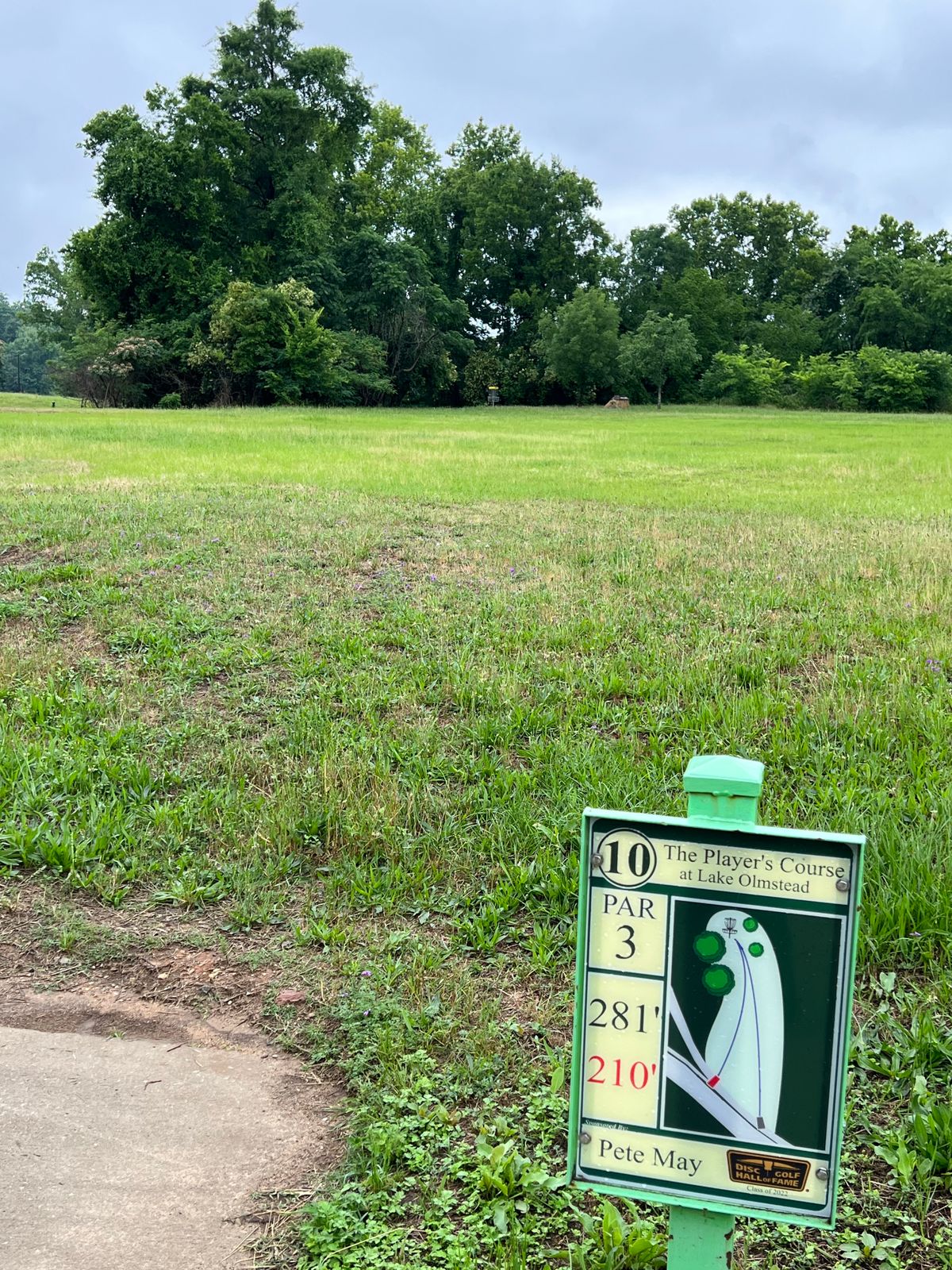 Hole has main and short tee.