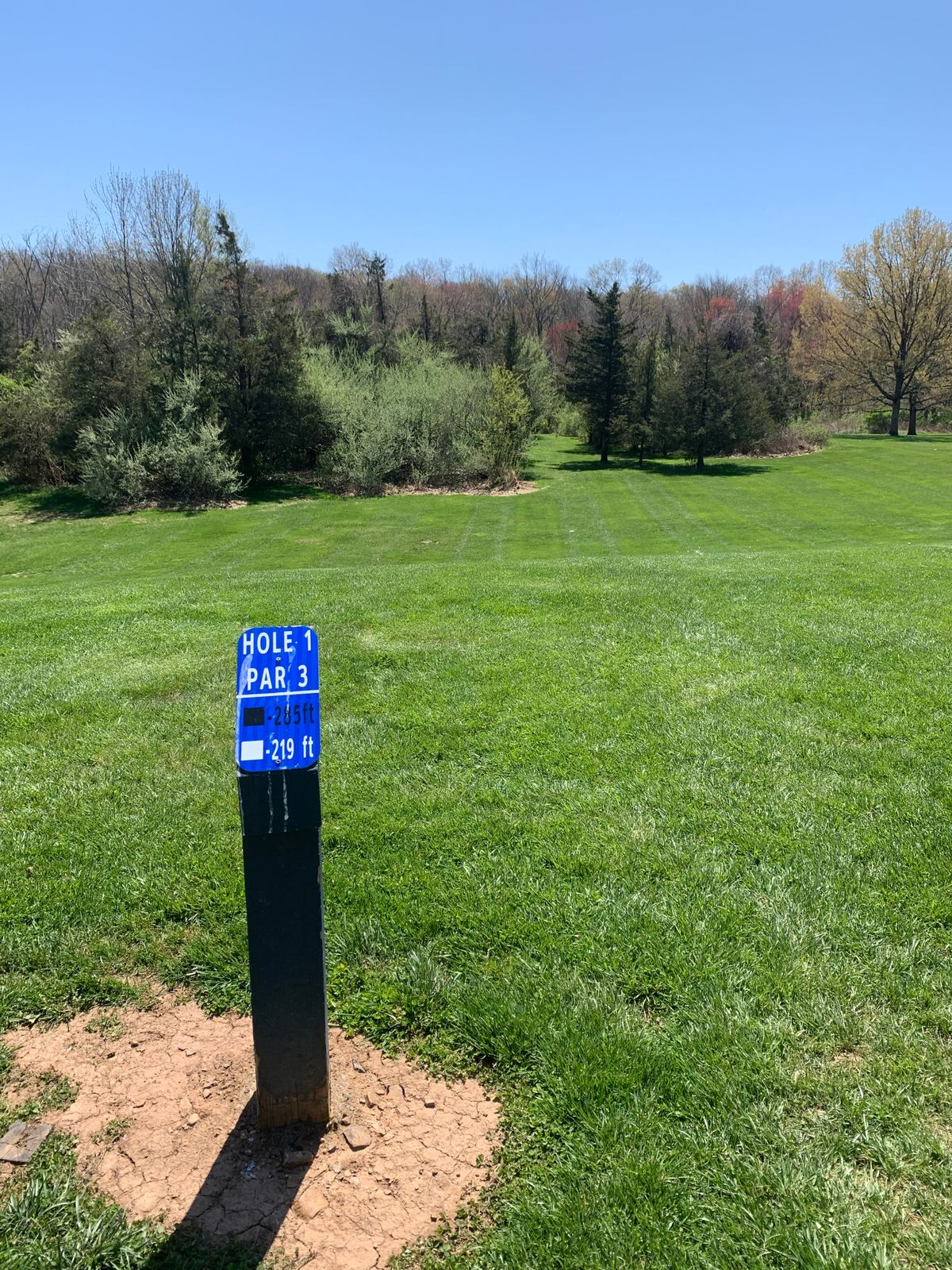 Hole 1 - Blue Tee