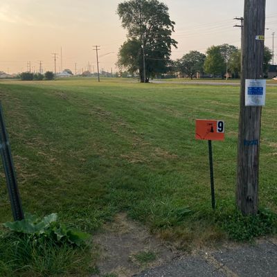 Main #9 Tee