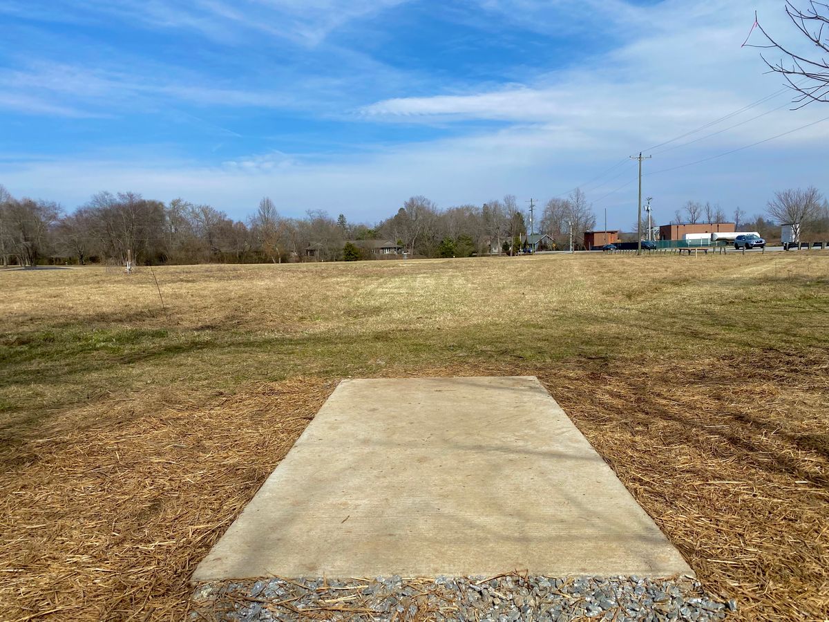 Hole 6’s white tee