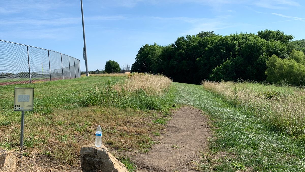Hole 10