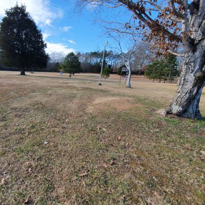 entering the course at hole 1