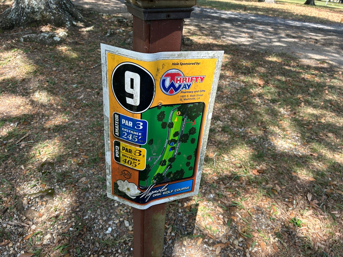 Hole 9 Tee Sign