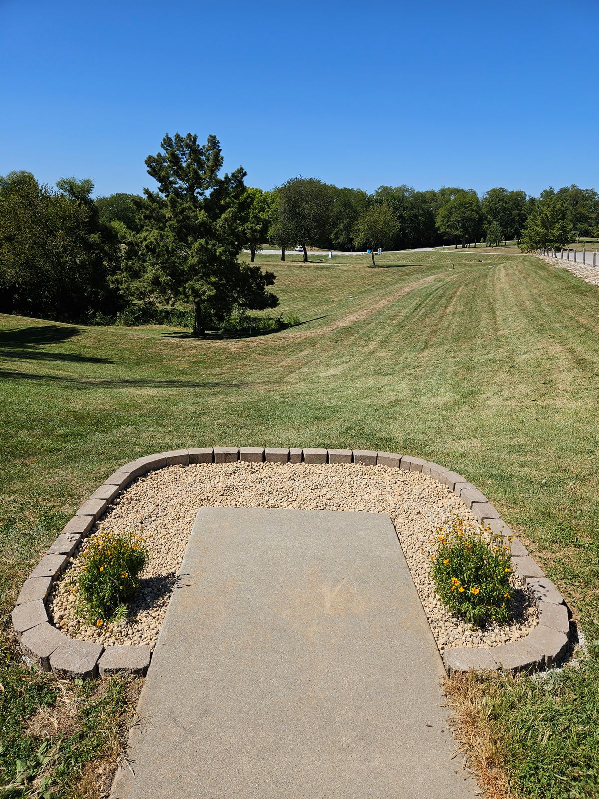 Hole 11 updated teepad!
