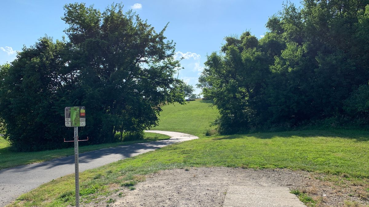 Hole 4