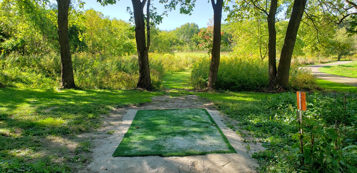 Hole 6 teepad
