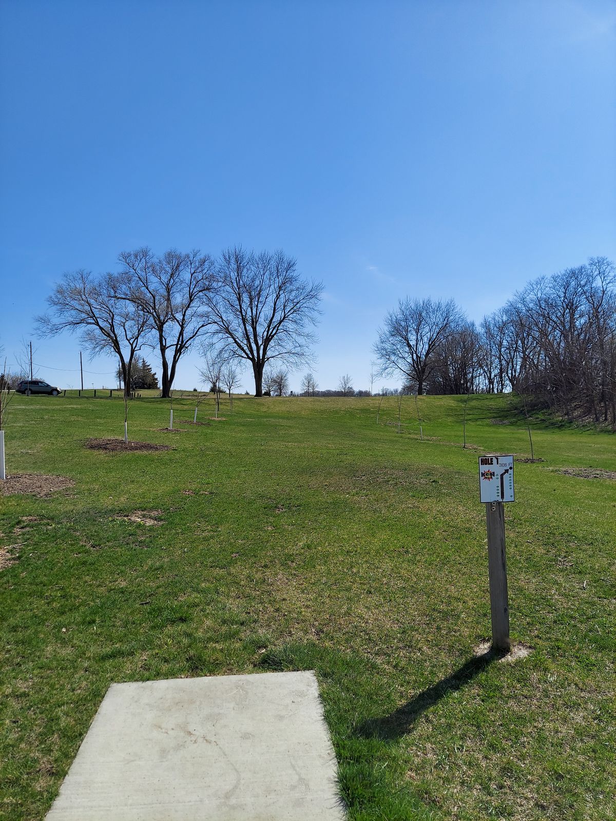 Hole 1, 306 FT