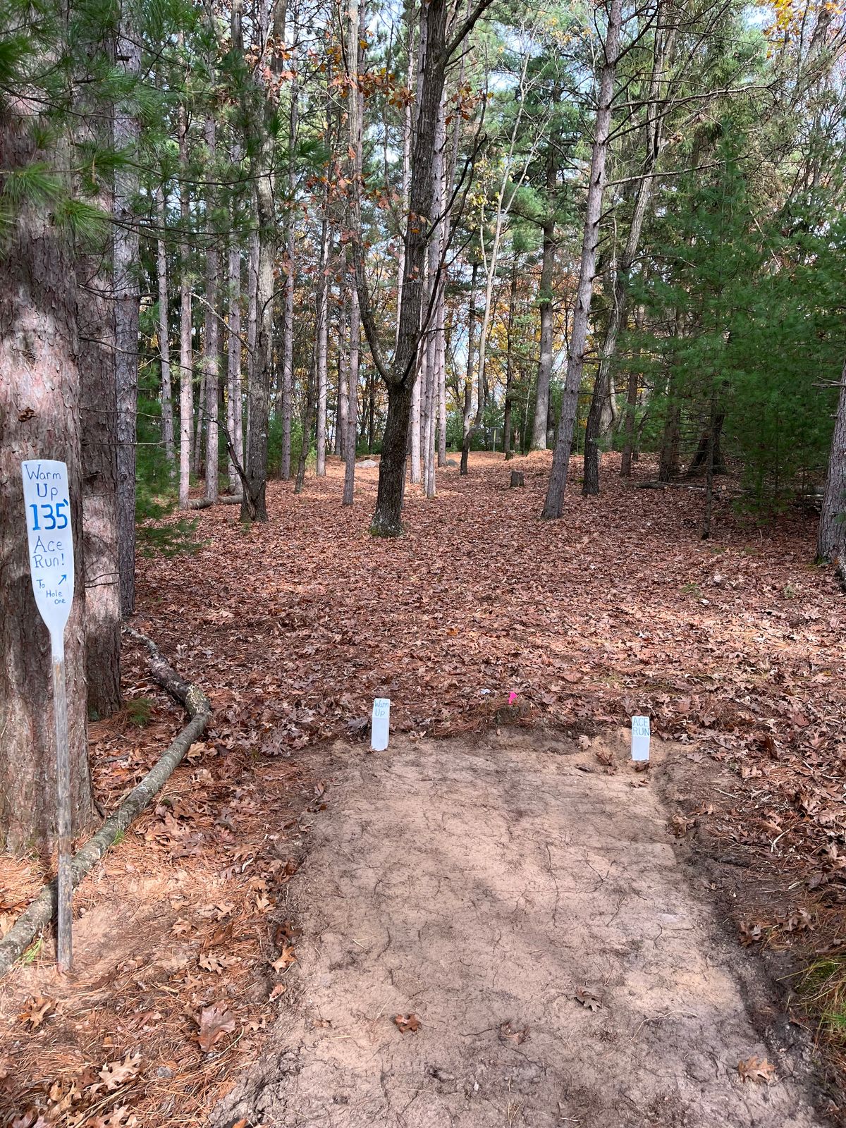 New warm-up hole on the way to hole 1.