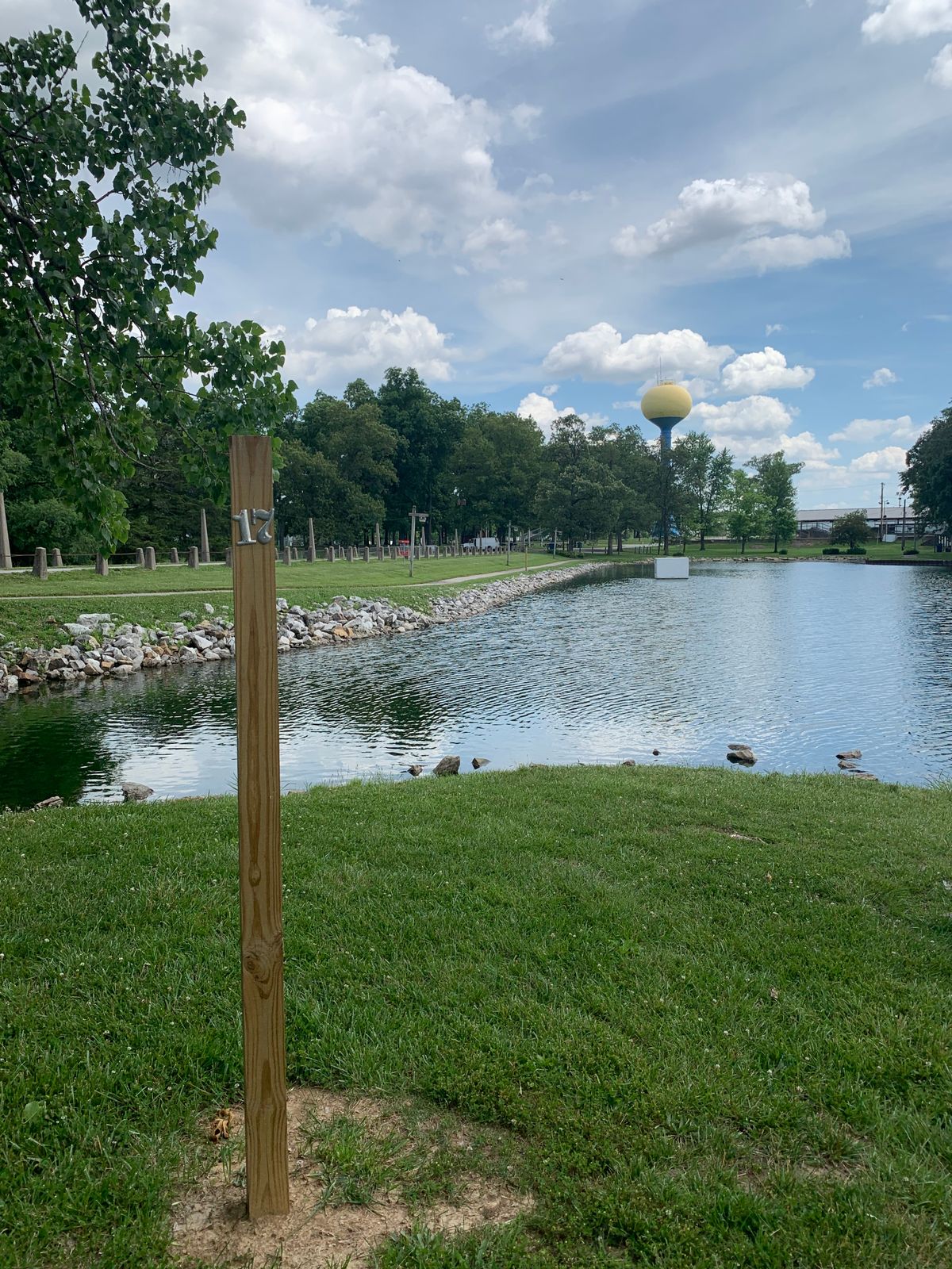 Hole 17 tee pad