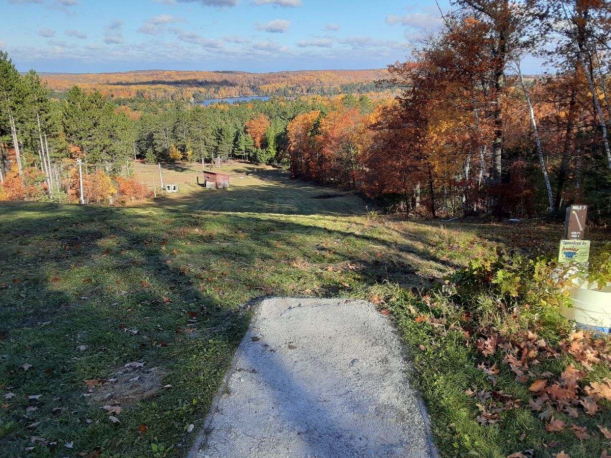 Hole 7 Blue Tee