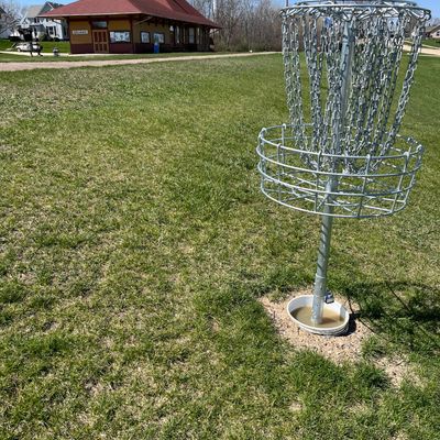 #9 basket going back towards tee